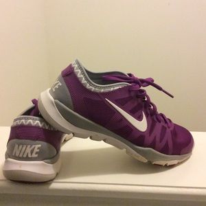 Nike Women's Flex Supreme